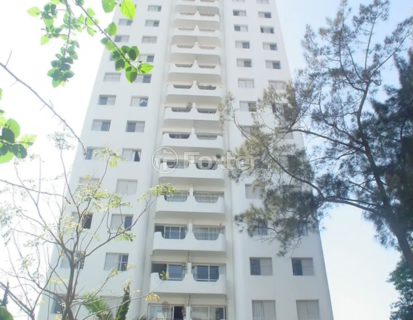 Image 37 - 1030884