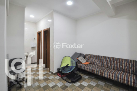 Image 19 - 328154