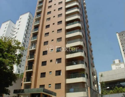 Image 41 - 1030753