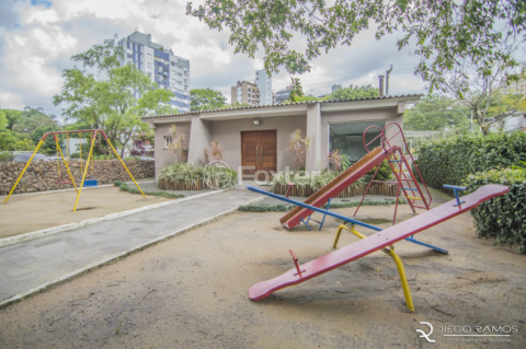 Image 39 - 338740