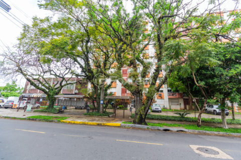 Image 28 - 966585
