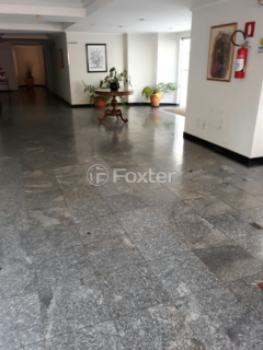 Image 33 - 1015230