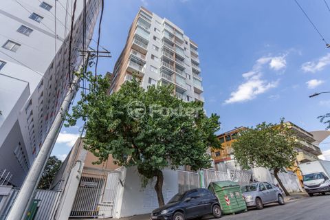 Image 9 - 928819