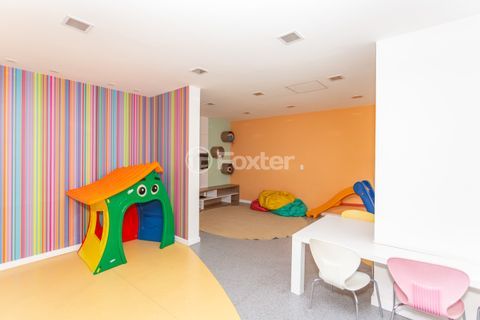 Image 16 - 928819