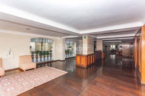 Image 33 - 312043