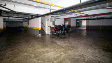 Image 70 - 1035793