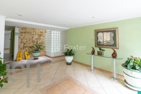 Image 32 - 33662