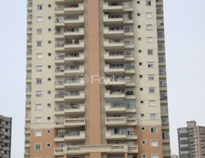 Image 37 - 1033887