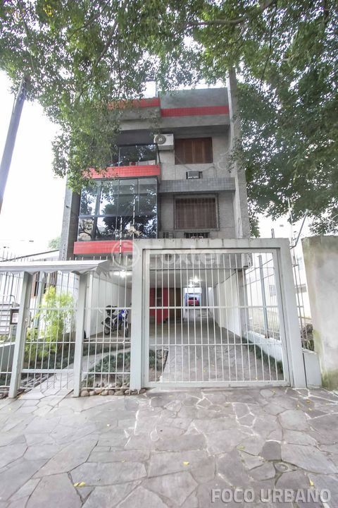Image 13 - 1025894