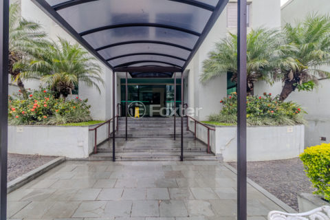 Image 37 - 1040681
