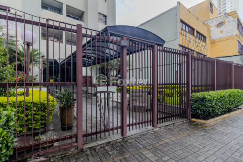 Image 38 - 1040681