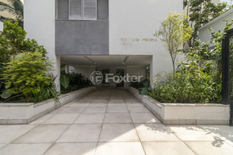 Image 30 - 1027289