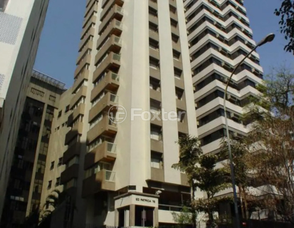 Image 27 - 1009682