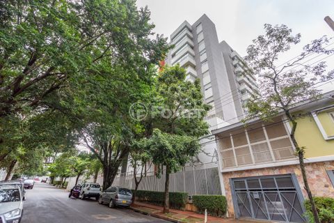 Image 40 - 392556