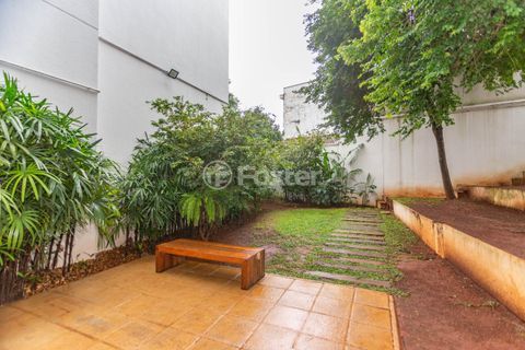 Image 45 - 392556