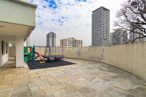 Image 38 - 1034910