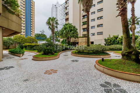 Image 65 - 540044
