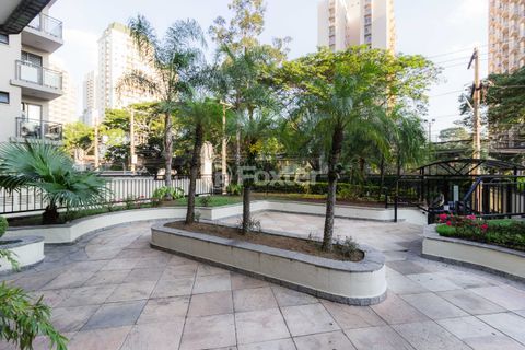 Image 33 - 868083
