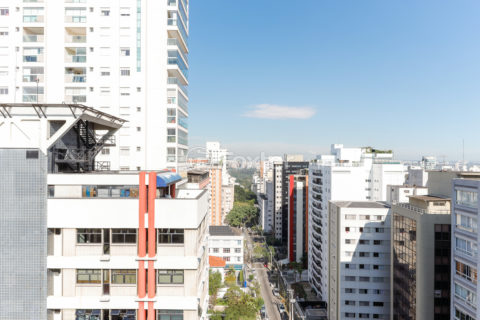 Image 19 - 1021202