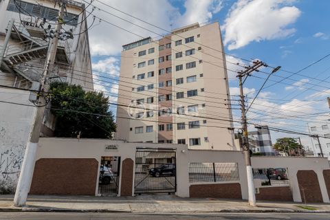 Image 38 - 883520
