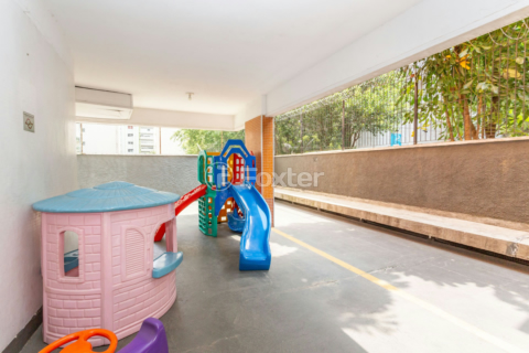 Image 76 - 326214