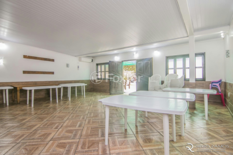 Image 32 - 1012370
