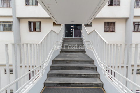 Image 37 - 1012226