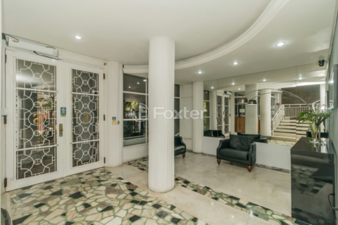 Image 30 - 881301