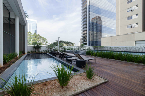 Image 33 - 956798