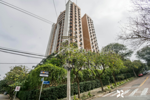 Image 1 - 352