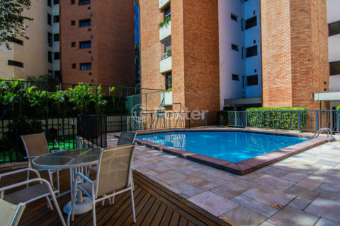 Image 35 - 1009131