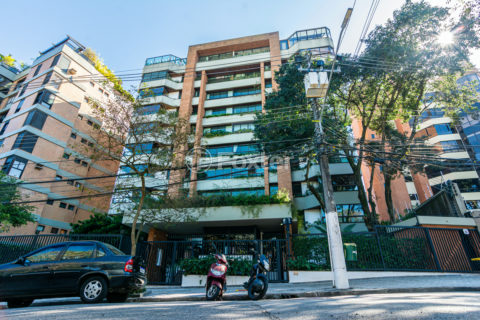 Image 33 - 1009131