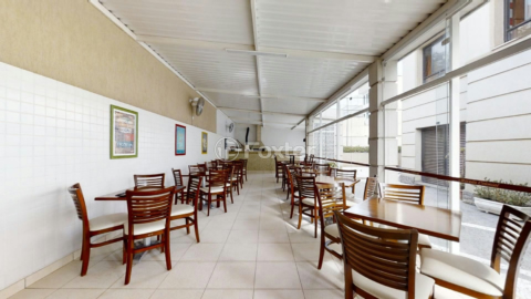 Image 37 - 1033234
