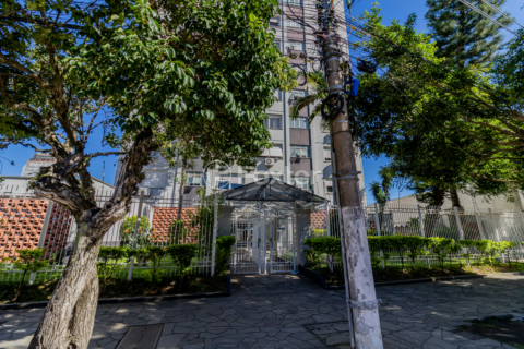 Image 12 - 979652