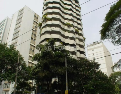 Image 48 - 825800
