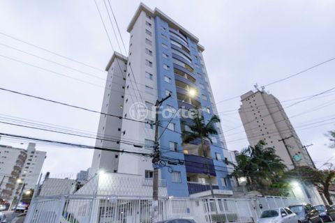 Image 29 - 821625