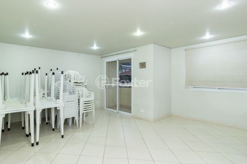 Image 39 - 821625
