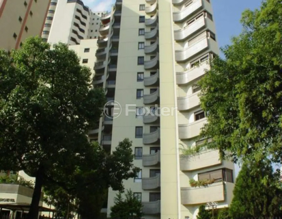 Image 11 - 982708