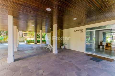 Image 37 - 886629