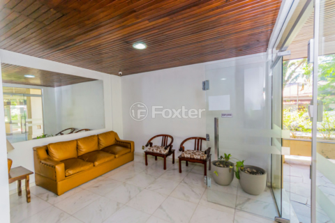 Image 39 - 886629