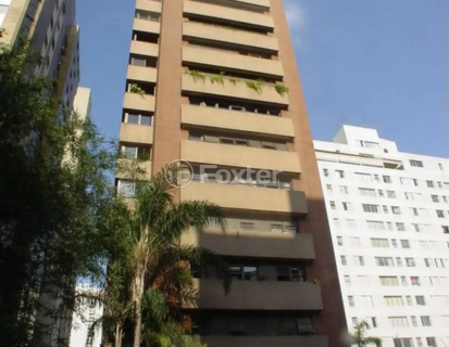 Image 30 - 895956