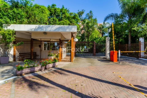 Image 32 - 990951