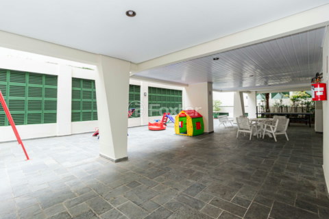 Image 27 - 1010660