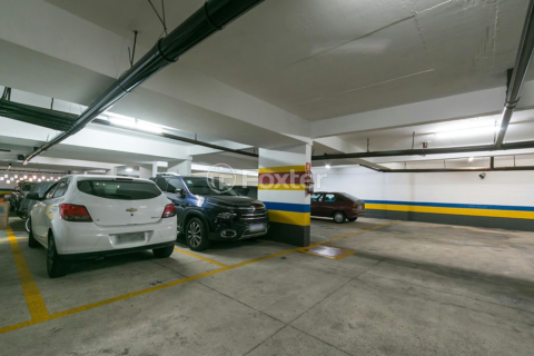 Image 87 - 332941