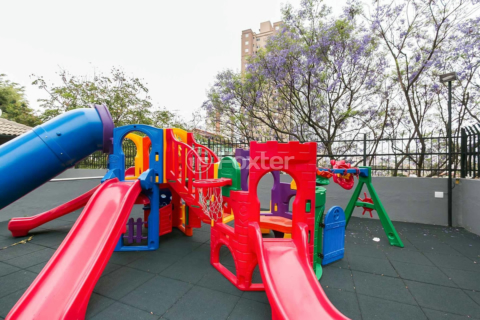 Image 71 - 332941