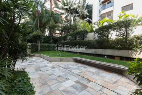 Image 94 - 898448