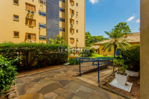 Image 35 - 869219