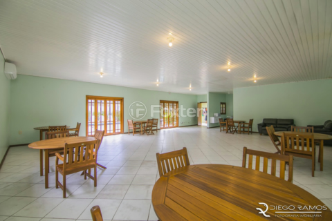 Image 31 - 185700