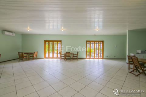 Image 33 - 185700