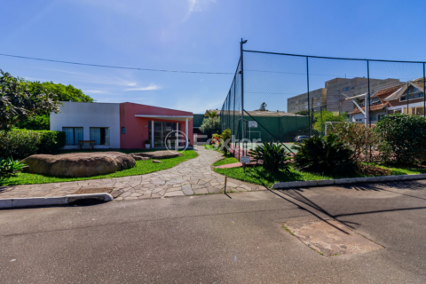 Image 32 - 1010620